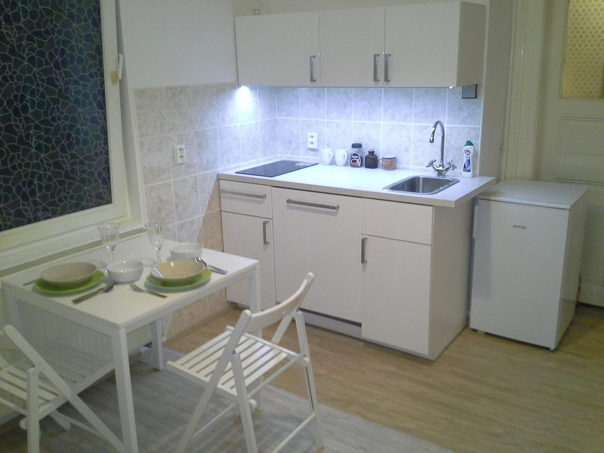 Apartment In The Centre Прага Екстериор снимка