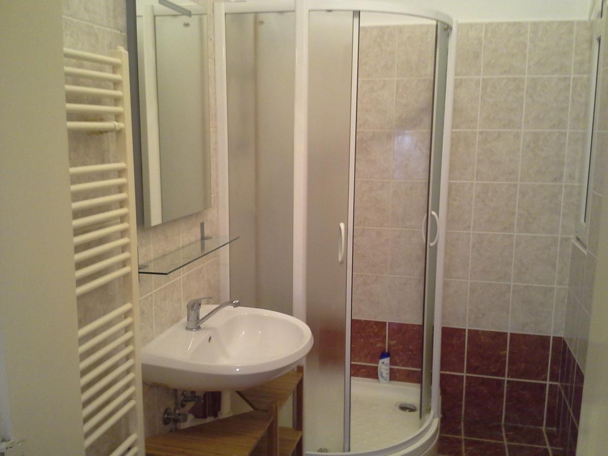 Apartment In The Centre Прага Екстериор снимка